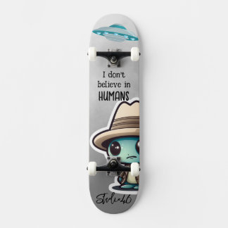 Skateboard Alien UFO