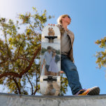 Skateboard Añadir su propio Personalizado de Collage de fotos<br><div class="desc">Añade tu propio Personalizado de Collage de fotos DIY 3 Skateboard con tus tres fotos favoritas. FOTO TIP: centra tus fotos antes de subir a Zazzle. Dé un regalo hecho por el personalizado,  patineta personalizada a tu patinador favorito para Navidades,  cumpleaños o tu BFF. Diseñado por ©Evco Studio www.zazzle.com/store/evcostudio</div>