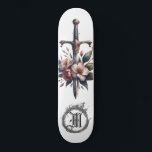 Skateboard *~* AP88 Incendio Medieval Sword Floral<br><div class="desc">(Código de búsqueda AP88 para encontrar elementos similares ) Transferir fácilmente a otros productos Zazzle. Skateboard de fondo BLANCO con FLORES LAVENDEROS MEDIEVAL SWORD para capas de dragón con FLORES / elementos FLORALES y con ANILLO de FUEGO / LLAMAS / LLAMA y letra , MONOGRAMA INICIAL para su nombre -...</div>