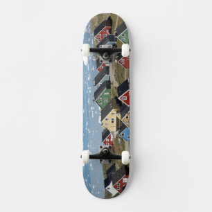 Skateboard Arquitectura colorida de la ciudad, Narsaq,