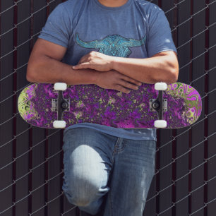 Skateboard Arte fractal funky groovy colorido atrevido y aluc