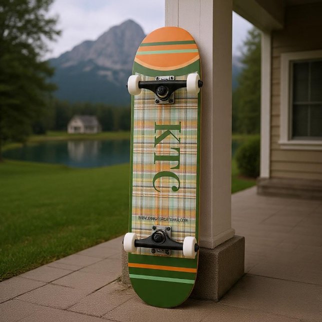 Skateboard Aston Plaid 2 (Subido por el creador)