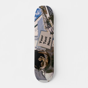Skateboard Astronauta de la NASA sosteniendo un letrero - Agr