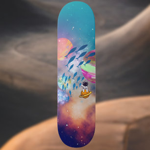Skateboard Astronauta flotante capturando peces voladores en 