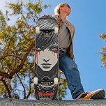 Skateboard Audaz Chica de Emo Urbano Cyber 2K Gótico<br><div class="desc">Desata a tu rebelde interno con nuestra "Audaz Chica de Emo Urbano Cyber 2K Skateboard Gótica". Este diseño impactante, en rojo vibrante, negro y gris, captura la esencia de la angustia urbana y la actitud del ciberpunk. Siente el poder y la libertad mientras caminas, canalizando la energía feroz y la...</div>