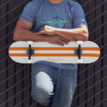 Skateboard Bandas de Carreras blanca Naranja clásico Monogram<br><div class="desc">Crea tu propio personalizado, personalizado, clásico naranja y rayas de carreras blancas, genial, elegante y elegante guión de tipografía de oro falso, de la mejor calidad de la competencia de arce de roca dura en forma de cubierta de patinaje. Para el personalizar, simplemente escriba su nombre / monograma / iniciales....</div>