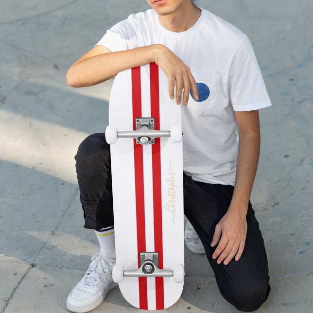 Skateboard Bandas de Carreras blanca rojas clásicas de monogr (Gold Monogram Classic Red White Racing Stripes Skateboard)