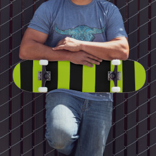 Skateboard Bandas desiguales - Verde animado y negro