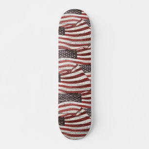 Skateboard Bandera Americana Pintada sobre Textura de Madera 