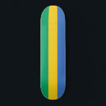 Skateboard Bandera gabonesa (Gabón)<br><div class="desc">Este diseño presenta la bandera nacional de Gabón, que es un país en la costa oeste de África Central. Gabón está situado en el ecuador. El Gabón tiene frontera con Guinea Ecuatorial al noroeste; el Camerún al norte; la República del Congo al este y al sur; y el Golfo de...</div>