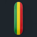 Skateboard Bandera rastafariana rasta etíope<br><div class="desc">Los colores rojo, verde y amarillo representan la bandera del rastafari, pero también es una bandera de Etiopía. Este es un regalo de alta calidad de Rasta y un gran diseño para todos los rastafaris. Visite nuestra tienda para encontrar más regalos geniales de rasta y otras ideas de regalo de...</div>