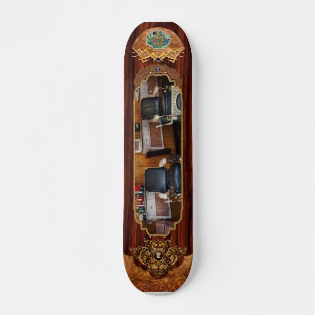Skateboard Barber - Frenchtown, NJ - Dos sillas de barbero an (Anverso )