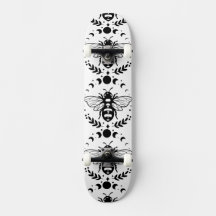 Skateboard Bee and Moon Black y White