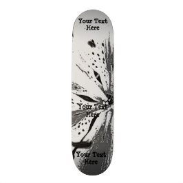 Skateboard blanco y negro salpica estilo abstracto del arte