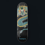 Skateboard Blue Gold Dragon personalizada<br><div class="desc">Patineta de dragón de arte asiático atrevida personalizada con tu nombre en un tipo sans serif rojo. Dorado azul y negro.</div>