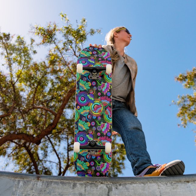 Skateboard Boho Batik Floral Vibes (Exterior 1)
