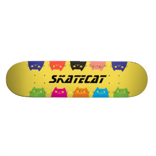 Skateboard Booo el gato, amarillo vibrante del dibujo animado
