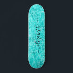 Skateboard Brillante Mint Green Personalizado<br><div class="desc">Patineta femenina personalizada con tu primer nombre en un guión a la moda contra un fondo verde de menta brillante, </div>