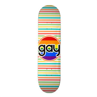 Skateboard Brillantes franjas arcoiris, gays