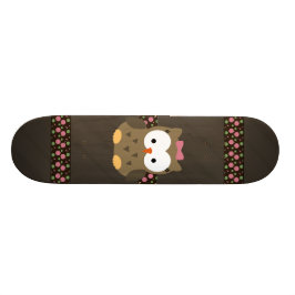 Skateboard Búho lindo de la niña con el arco rosado