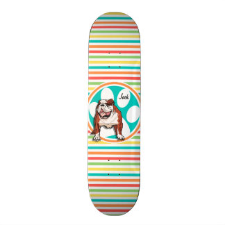 Skateboard Bulldog; franjas de arcoiris brillantes