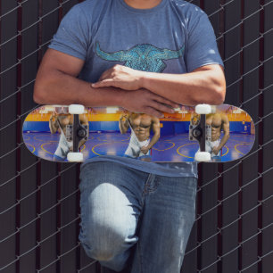Skateboard bulto de hombre musculoso de SlipperyJoe's abdomin