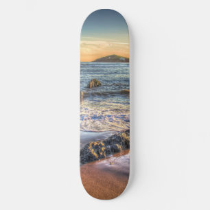 Skateboard Burgh Island desde Bantham al sol...