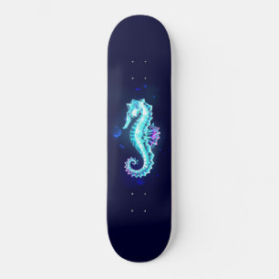 Skateboard caballito de mar de hielo de cristal sobre fondo a