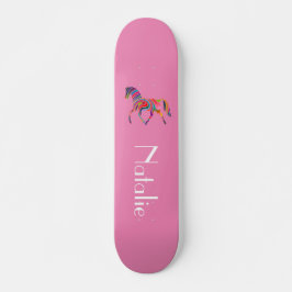 Skateboard Caballo arco iris rosa - tu nombre