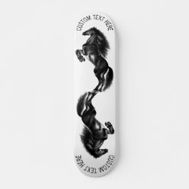 Skateboard Caballo salvaje negro vertical - Dibujo blanco y n