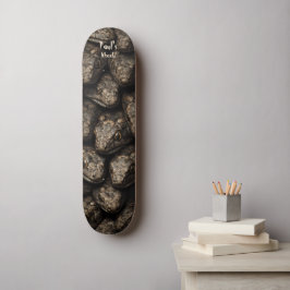 Skateboard Cabezas de serpientes venenosas en oro y negro osc