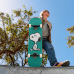 Skateboard Cacahuetes | Snoopy Turns<br><div class="desc">Snoopy es el bellejo mascota de Charlie Brown en la tira cómica Peanuts de Charles M. Schulz. Echa un vistazo a este bonito diseño de cacahuetes con este perro adorable.</div>
