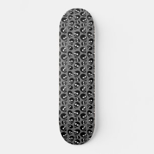 Skateboard Calaveras Aleatorias en Blanco y Negro