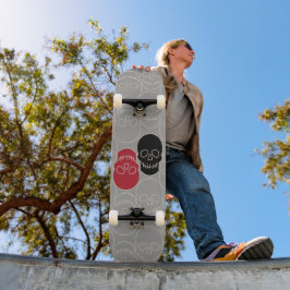 Skateboard Calaveras - Gris fantasma y blanco óseo