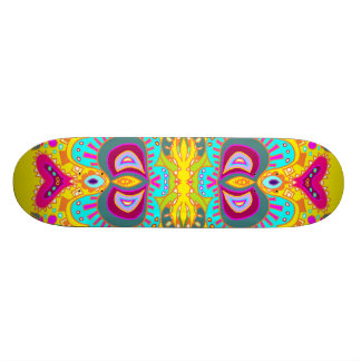 Skateboard Caleidoscopio rosado amarillo del corazón de