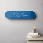 Skateboard Caligrafía de Moda personalizada Nombre Cobalt Azu<br><div class="desc">Nombre de tipografía de guión minimalista en patineta azul cobalto</div>