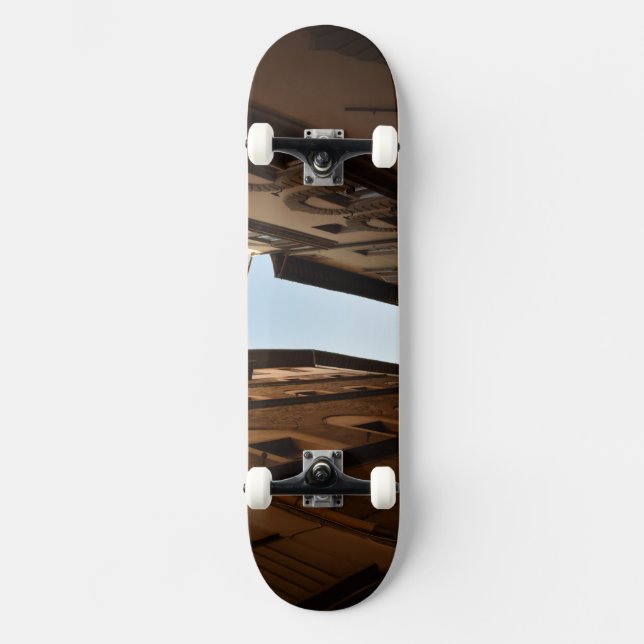 Skateboard Calle Besada por el Sol (Anverso)