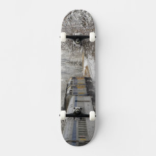 Skateboard Canadá, Alberta. Tren de nieve de VIA Rail entre