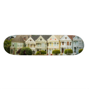 Skateboard Casas pintadas de las señoras, del Victorian y