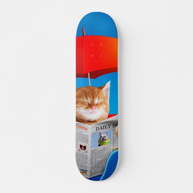 Skateboard Cat At The Beach Lee El Periódico (Anverso )