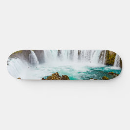 Skateboard Catarata de Godafoss, Islandia