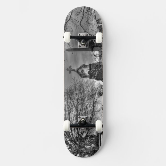 Skateboard cementerio de eerie (Anverso)
