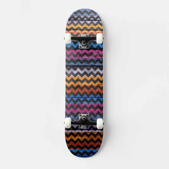 Skateboard Chevron de madera abstracto y colorido #5 (Anverso)