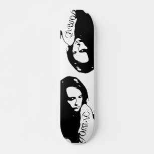 Skateboard Chica Tattooed