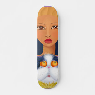 SKATEBOARD CHICA Y SU GATO SOBRE PATINETE