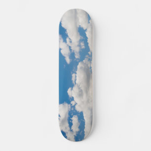 Skateboard Cielo azul turbio