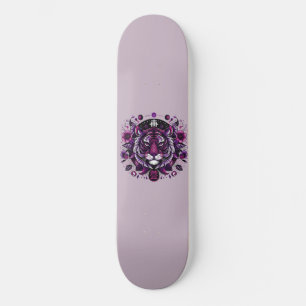 Skateboard Círculo floral de tigre morado