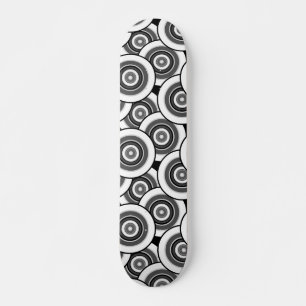 Skateboard Círculos y anillos patrón geométrico en blanco y n