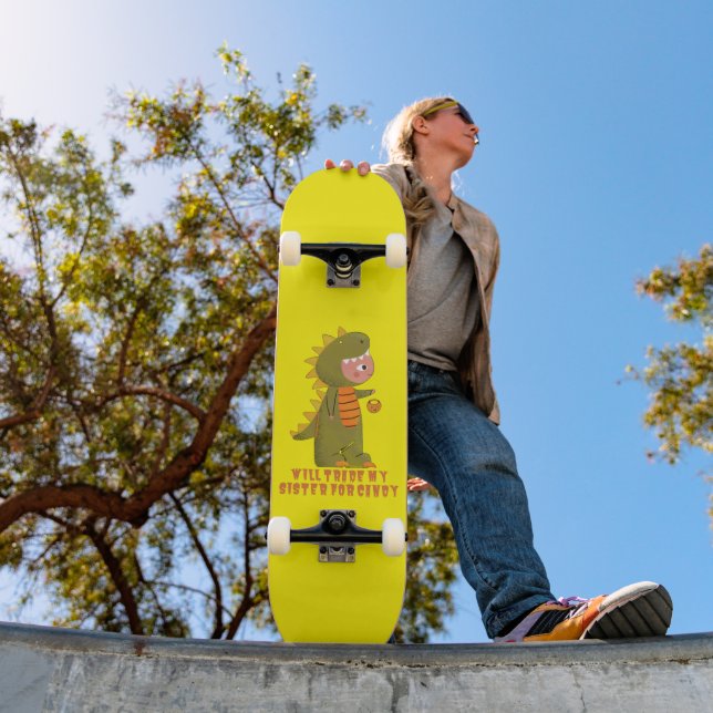 Skateboard COMERCIALIZARÁ A MI HERMANA POR Halloween divertid (Exterior 1)