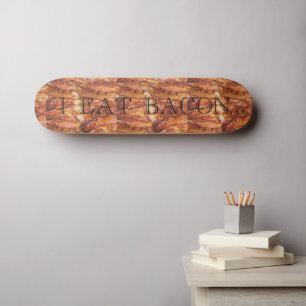 Skateboard Comí Bacon Text con fondo